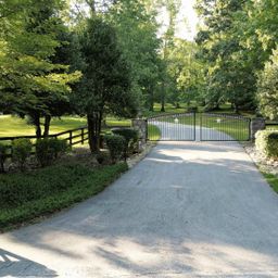 10 Knob Hill Lane
