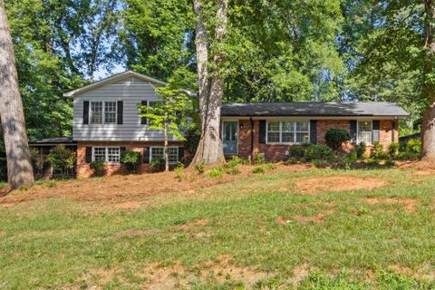 295 Fairlane Drive active home in Lakeforest Hills, Spartanburg, SC