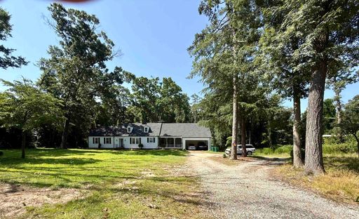 8861 Warren B Abernathy Highway