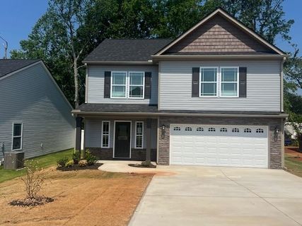 1172 Cleve Gosnell Lane active home in Cleveland Meadow, Spartanburg, SC
