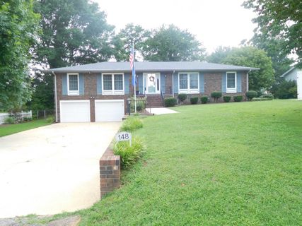148 Greenbriar Drive Drive active home in Rutledge Estates, Gaffney, SC