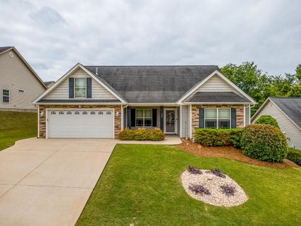 145 Turnstone Lane active home in Rock Springs Oaks, Spartanburg, SC