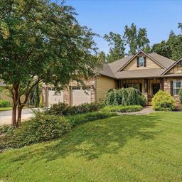 3044 English Cottage Way