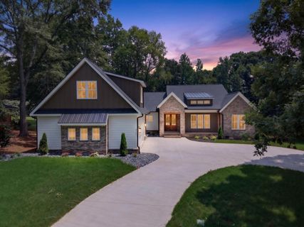 321 Dunbarton Court