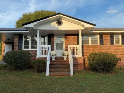 301 Hazelwood Avenue