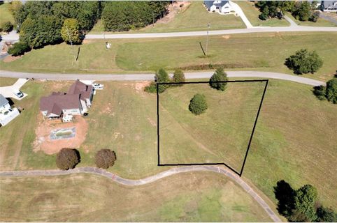 1704 Troon Lane