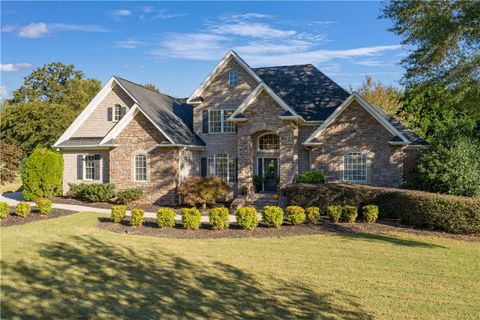 125 Rivendell Drive