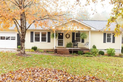217 Bryson Street sold home in Terrace Hills, Westminster, SC