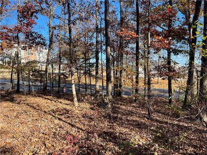 589 Issaqueena Trail