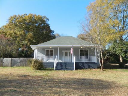 909 Brown Road