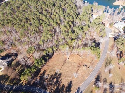 Lot 62 Belle Oaks Court sold home in Highland Lake Keowee, Six Mile, SC