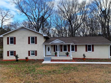 202 Dogwood Court