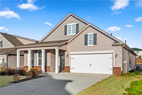 116 Rossmoor Court