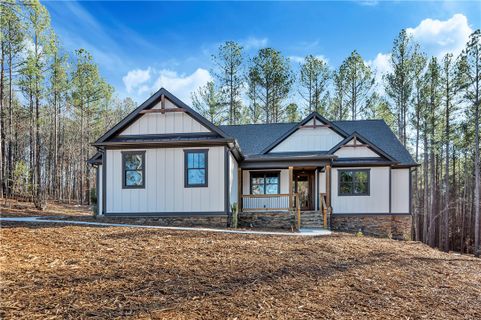 107 Cedar Bluff Court sold home in Highland Lake Keowee, Six Mile, SC