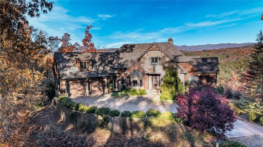 935 Mountain Breeze Lane