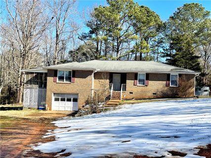 Previously sold for $220,000