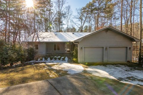 7 Plainsail Court