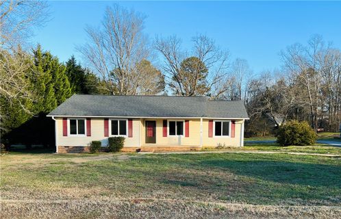 527 Piney Trail Road