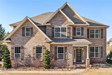 112 Burberry Drive