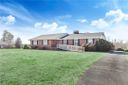 702 Quincy Road sold home in Seneca, SC