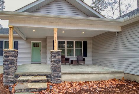 306 Arrowood Court