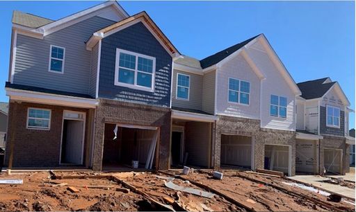 412 Bee Cove Way