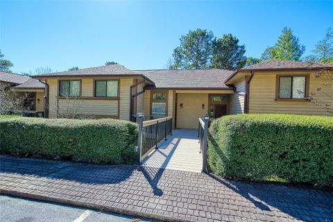 114 E Blue Heron Drive