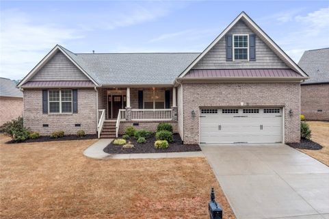 48 Angus Run sold home in Cliffabee Leas, Seneca, SC