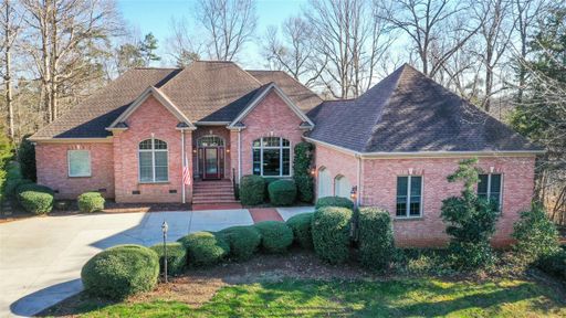 103 Andrea Point