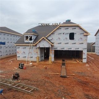 216 Iris Drive