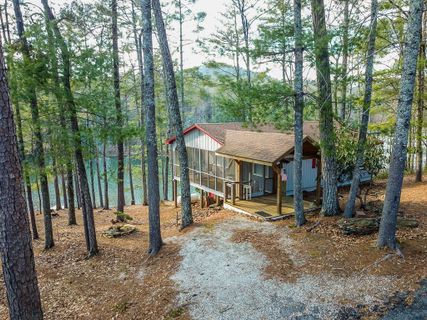 185 Wren Road sold home in Mtn Rest Lake, Mountain Rest, SC