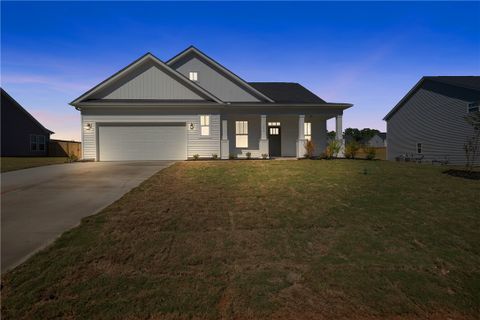 704 Oak Hill Lane