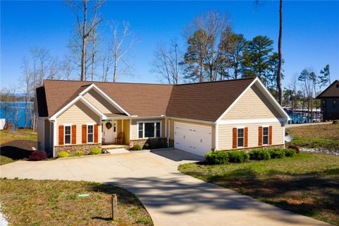 906 Twingate Lane