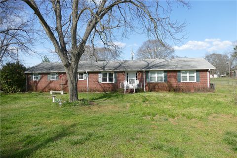 606 Visage Drive