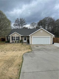 218 Rio Way