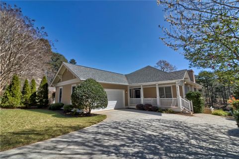 1 Lakeside Drive