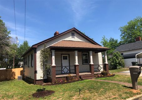 102 Ellison Circle