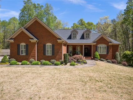 120 Bentwood Lane