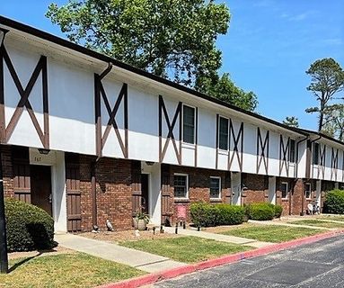 1108 Tiger Boulevard 165 sold home in Village Green, Clemson, SC