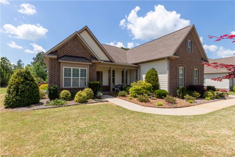 107 Waltzing Vine Lane