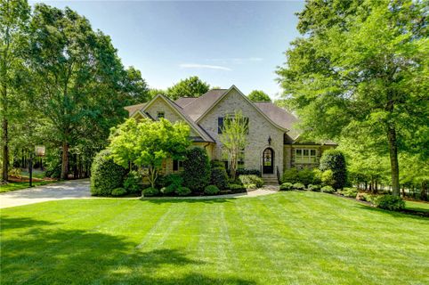 168 Reserve Drive