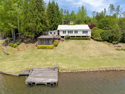 609 N Lake Drive sold home in Whitewater Lake, Salem, SC