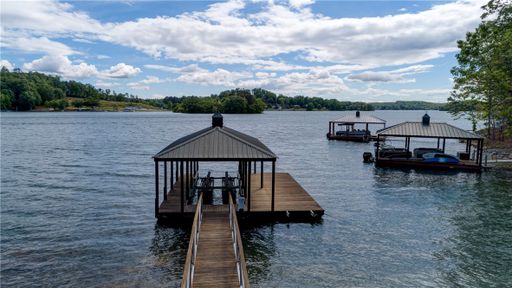 205 Lake Breeze Trail