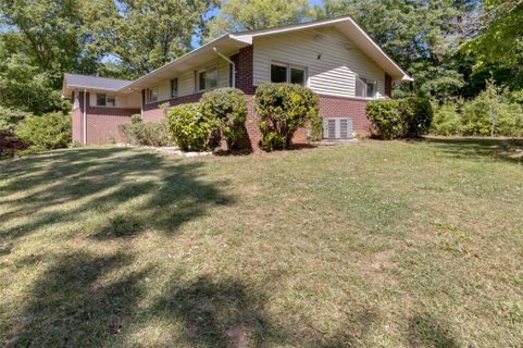 824 N Andover Drive