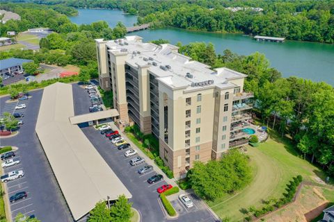 401 Watermarke Lane