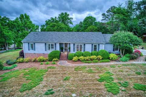 512 Elderberry Lane