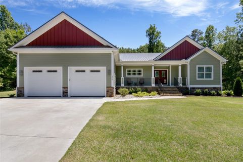 328 Stardust Lane