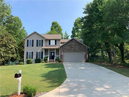 110 Cardinal Drive