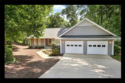 108 Shorecrest Drive sold home in White Oak Cliff, Seneca, SC