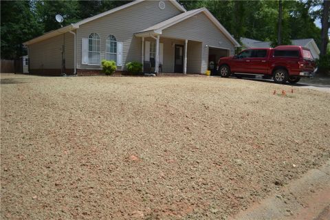 1210 Ravenswood Drive sold home in Hunters Glen, Anderson, SC